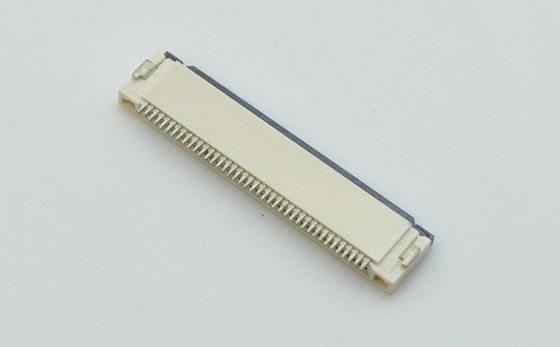 Πίσσα 0.5mm ΣΥΝΕΧΉΣ σωστή γωνία 90° εναλλασσόμενου ρεύματος συνδετήρων 50V FFC FPC εύκολη στον τύπο SMT